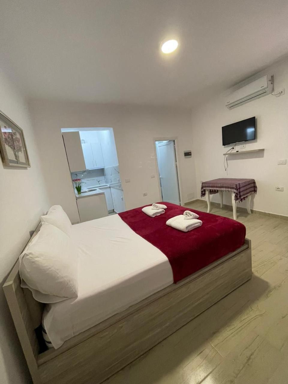 Panorama Sea View Apartments Vlorë Buitenkant foto