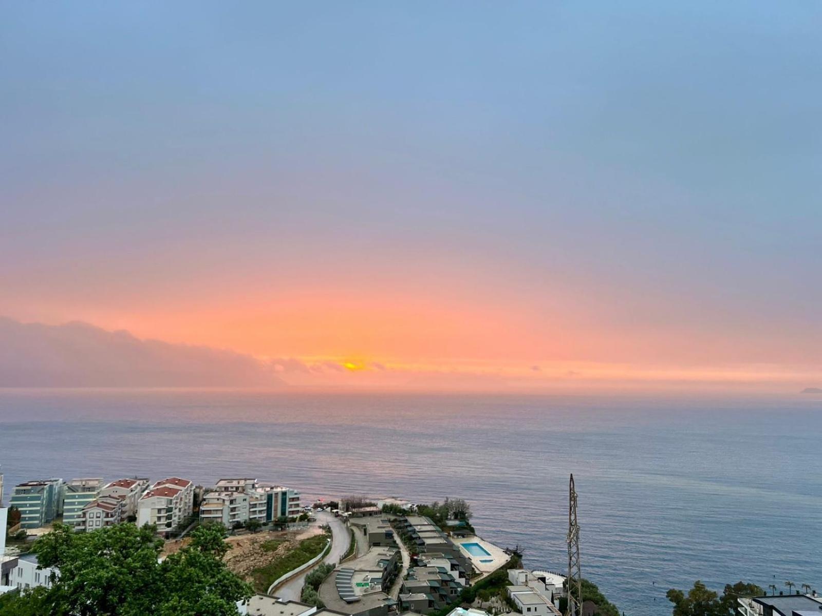 Panorama Sea View Apartments Vlorë Buitenkant foto
