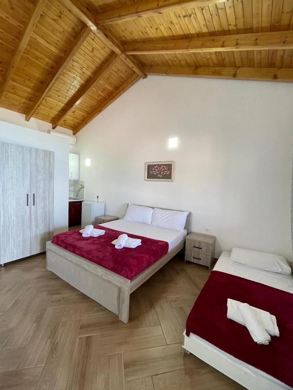 Panorama Sea View Apartments Vlorë Buitenkant foto
